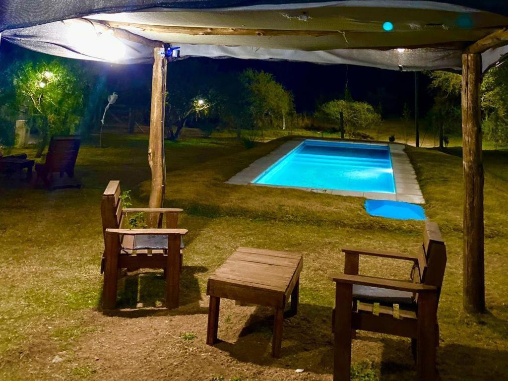 El Rincon De Jose Luis - Cabanas Y Restaurante Танти Екстериор снимка