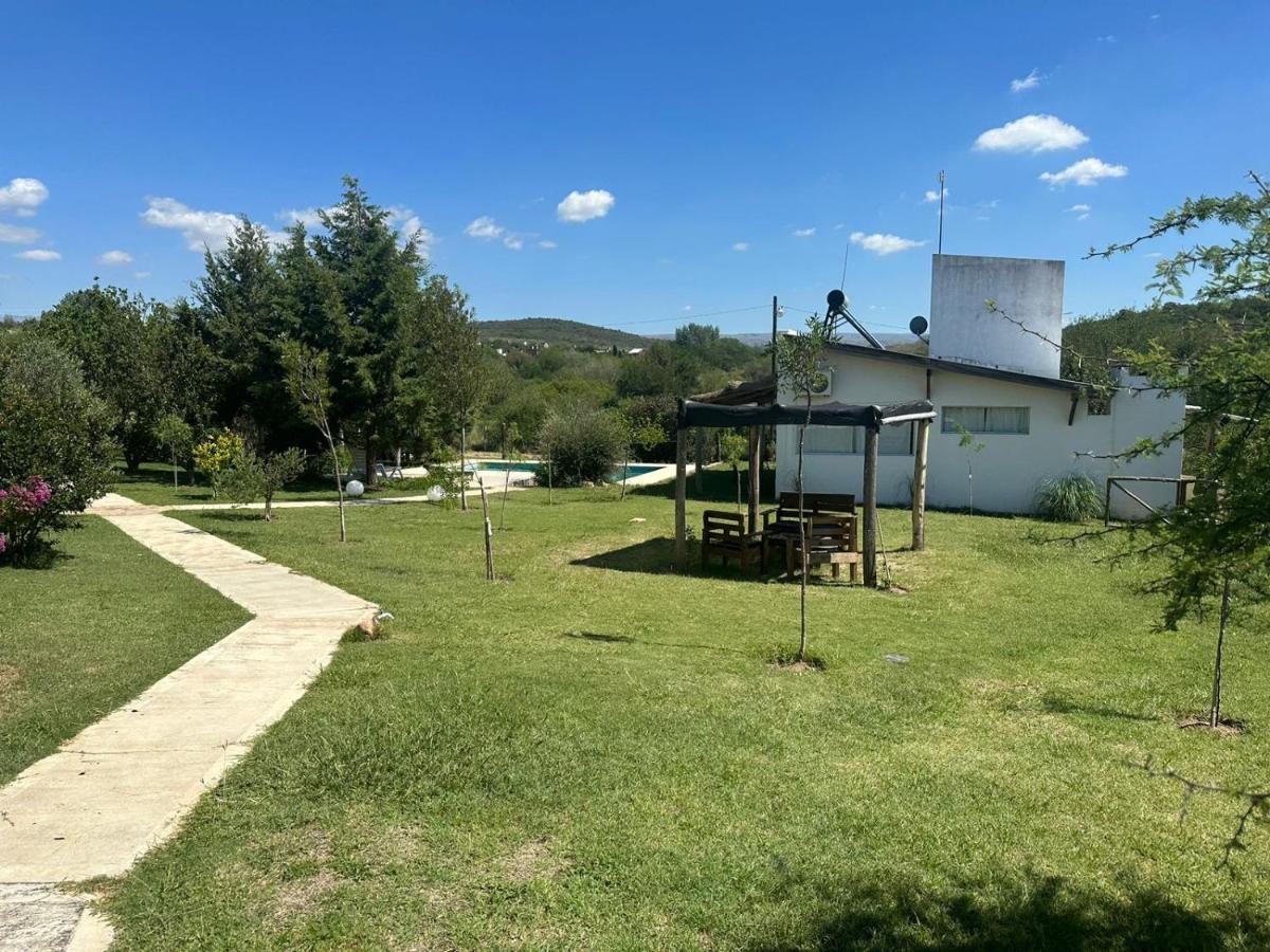 El Rincon De Jose Luis - Cabanas Y Restaurante Танти Екстериор снимка