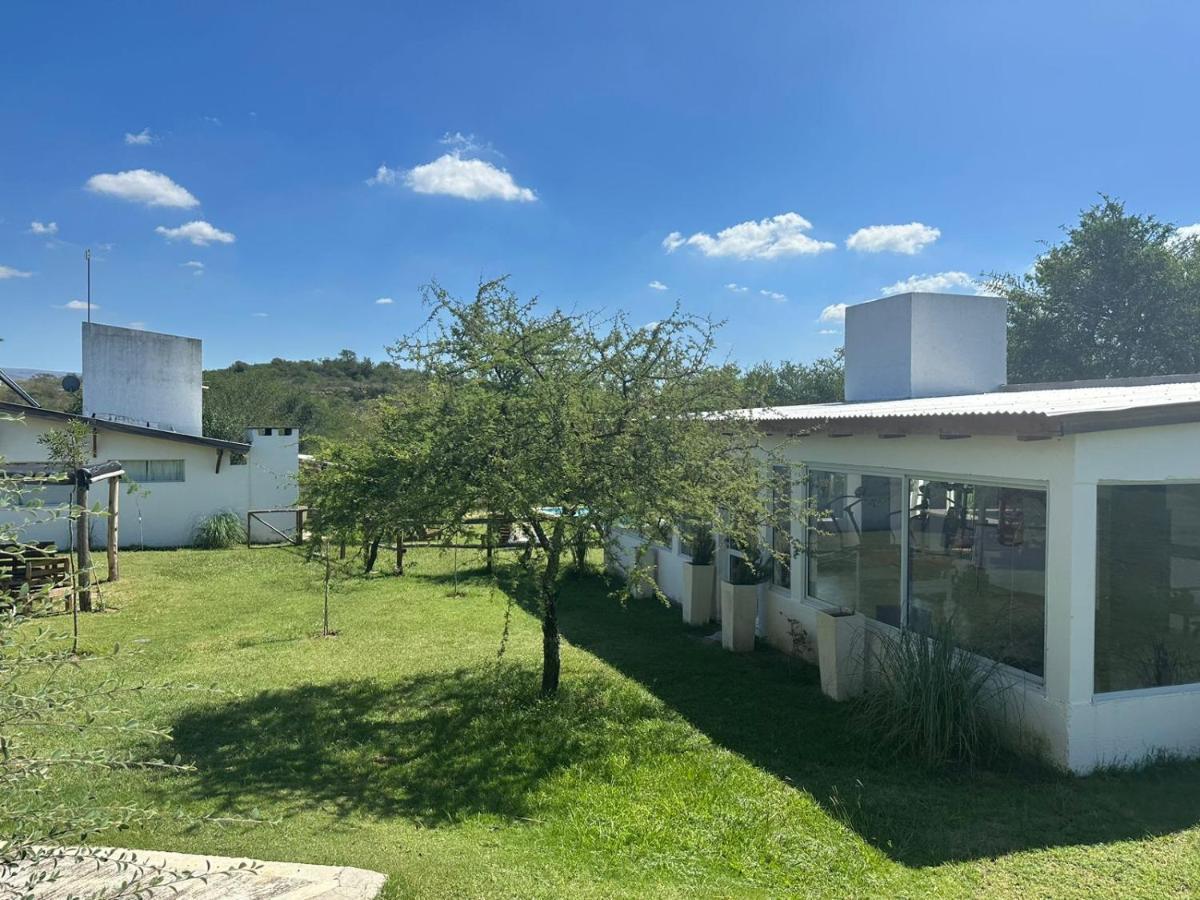 El Rincon De Jose Luis - Cabanas Y Restaurante Танти Екстериор снимка