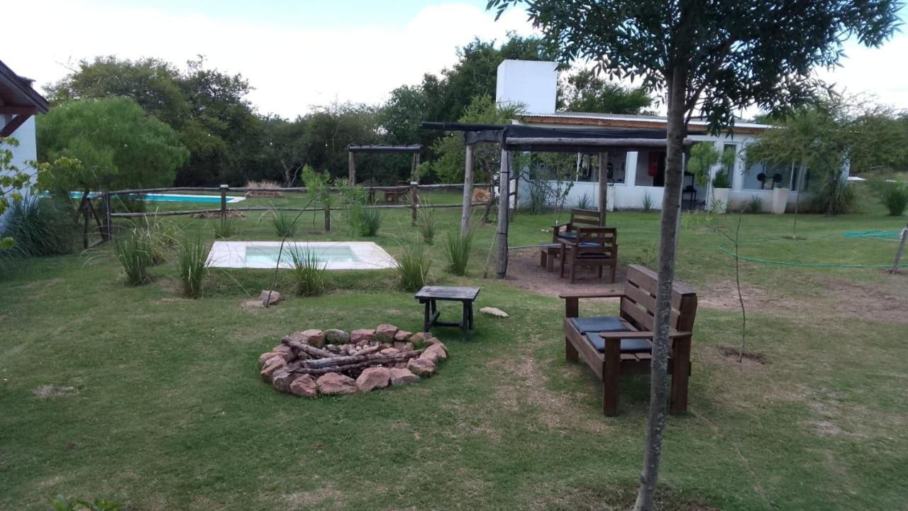 El Rincon De Jose Luis - Cabanas Y Restaurante Танти Екстериор снимка